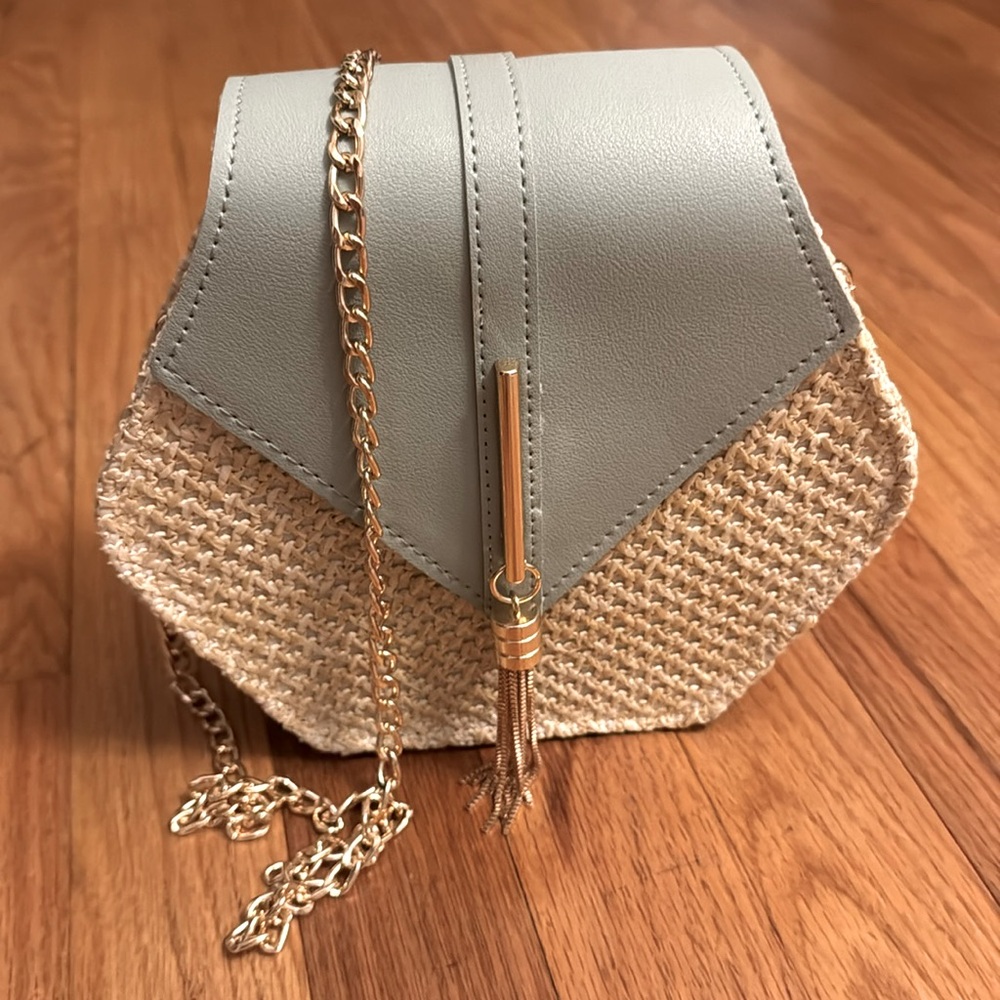 Hexagon rattan purse